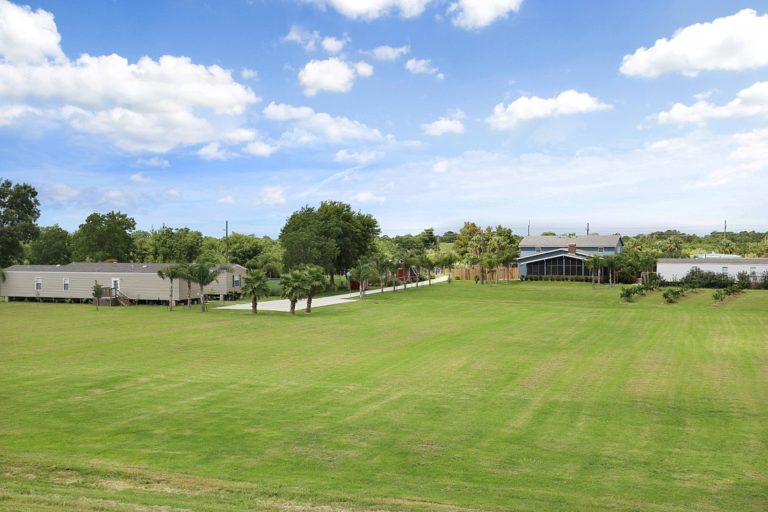 Kingfish Lodges Property in Venice, Louisiana